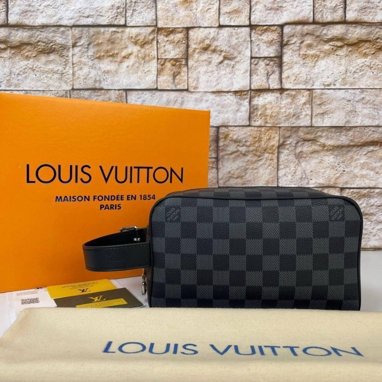 LOUİS VUİTTON LOCKER DOPP KİT DAMİER GRAPHİTE 